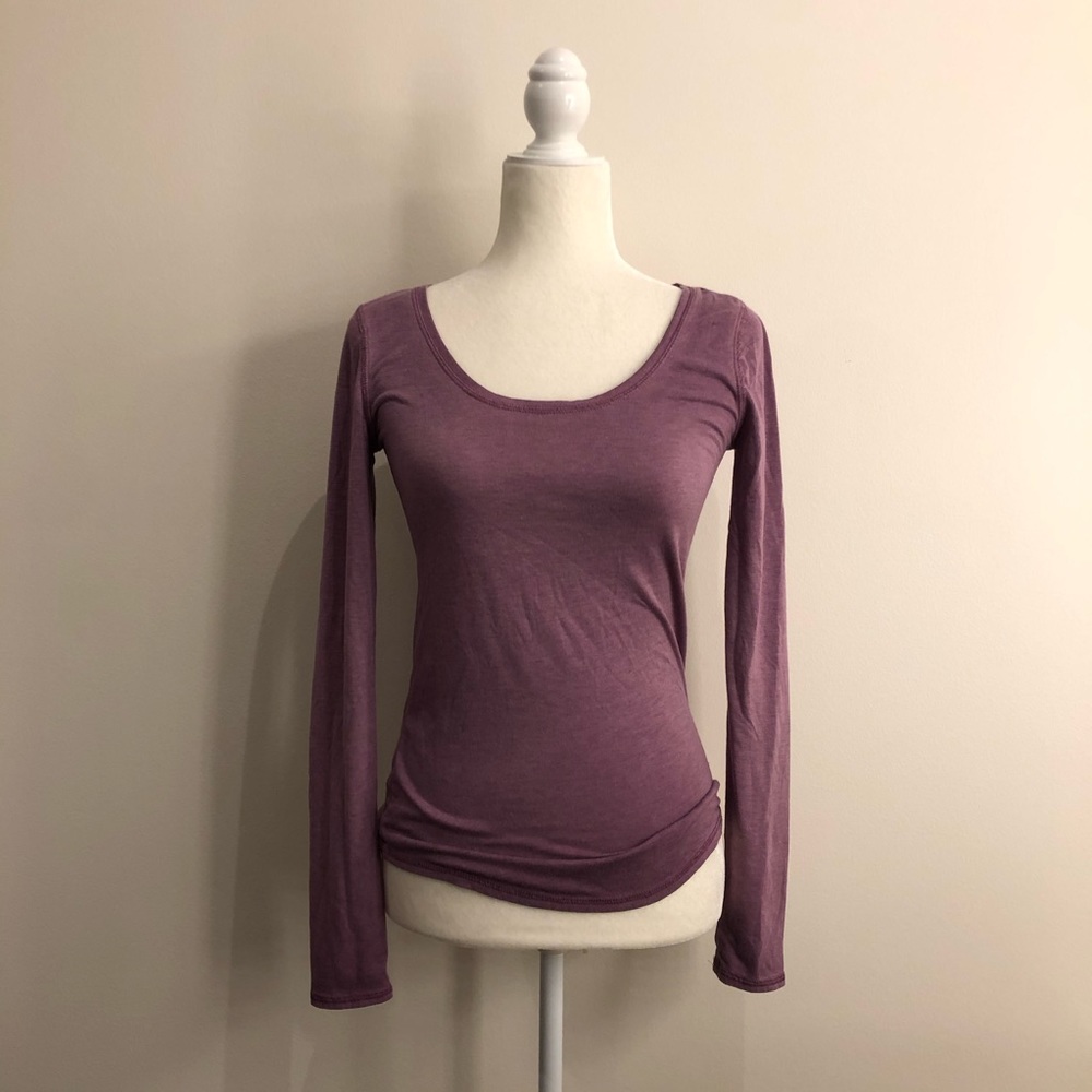 Long sleeve tee